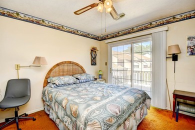 NO HOA, and SHORT TERM RENTAL ALLOWED! Just 2.5 blocks from the - photo 22