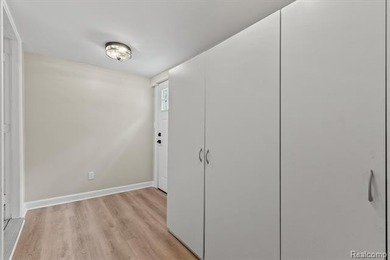 Charming ranch on 1.5 acres in Clarkston - 420 N Baldwin. This - photo 24