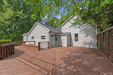 Charming ranch on 1.5 acres in Clarkston - 420 N Baldwin. This - photo 25