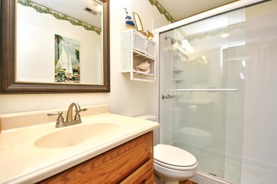 NO HOA, and SHORT TERM RENTAL ALLOWED! Just 2.5 blocks from the - photo 26