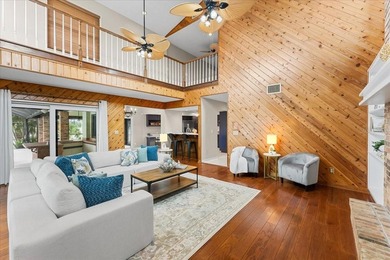 WELCOME HOME to this extraordinary waterfront estate offering 4 - photo 31