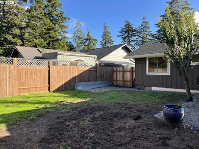 Welcome to this charming 3-bedroom, 2-bathroom home in the heart - photo 41