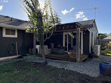 Welcome to this charming 3-bedroom, 2-bathroom home in the heart - photo 42