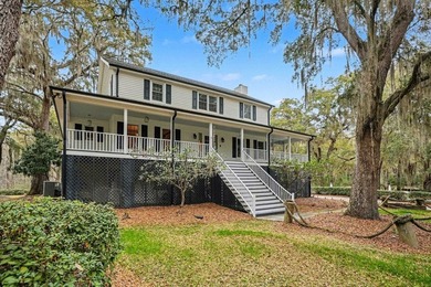 Discover classic Southern charm in this beautiful colonial style - photo 44