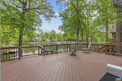 Tucked along the shores of Lake Monticello, is this Custom - photo 49