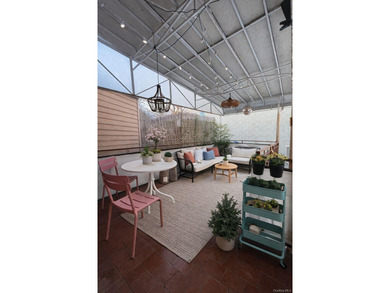 Located in the heart of Williamsburg, this charming property at - photo 10