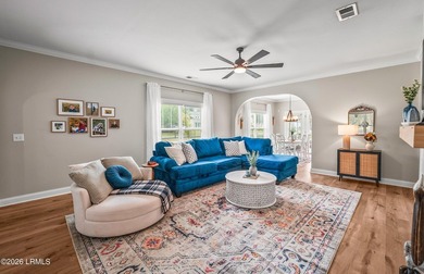 Welcome to 45 Gadwall Drive W, nestled in the highly - photo 12