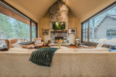 Discover a proven income-producing retreat, perfectly positioned - photo 2