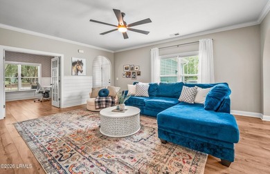 Welcome to 45 Gadwall Drive W, nestled in the highly - photo 13