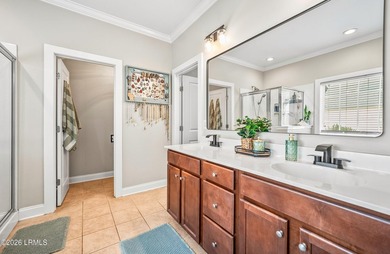 Welcome to 45 Gadwall Drive W, nestled in the highly - photo 24
