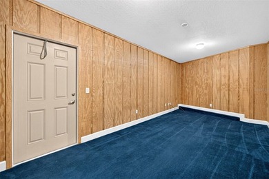 OVERSIZED CORNER LOT! This 3 bedroom, 2 bath, 6 car garage home - photo 25