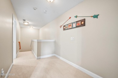 Welcome to 45 Gadwall Drive W, nestled in the highly - photo 40