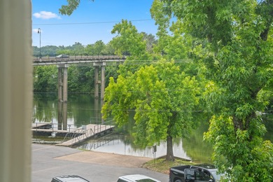 Here is your chance to own an active STR that's anything but - photo 41