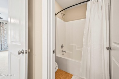 Welcome to 45 Gadwall Drive W, nestled in the highly - photo 44