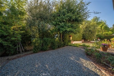 Located in the highly coveted gated community of Oakhart Estates - photo 44