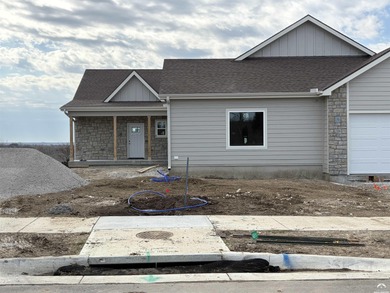 Lake Townhome/Townhouse For Sale in Lawrence, Kansas