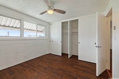 Centrally located 2 bedroom, 1 bathroom apartment with 1 parking - photo 12