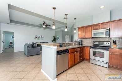 Welcome to this charming 3-bedroom, 2-bath Golf Villa located in - photo 14