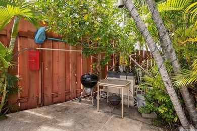 Centrally located 2 bedroom, 1 bathroom apartment with 1 parking - photo 21