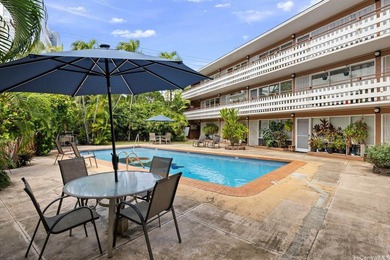 Centrally located 2 bedroom, 1 bathroom apartment with 1 parking - photo 22
