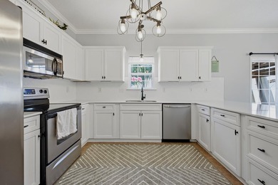 Welcome home to this beautiful home now available in Queens - photo 15