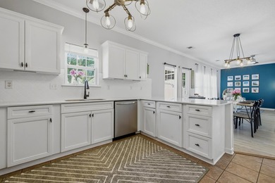 Welcome home to this beautiful home now available in Queens - photo 16