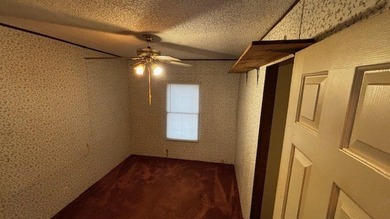 Discover affordable lake-area living in Pendleton Harbor, a - photo 18
