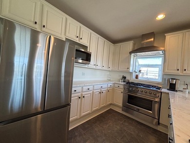 Bay St Louis on the water!! Welcome to your dream home in the - photo 24