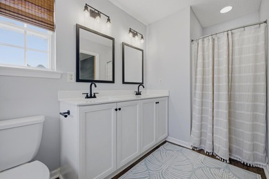 Welcome home to this beautiful home now available in Queens - photo 25