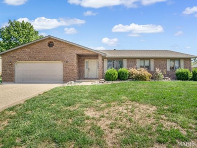 Lake Home Sale Pending in Glen Carbon, Illinois