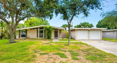 (private lake, pond, creek) Home For Sale in Corpus Christi Texas