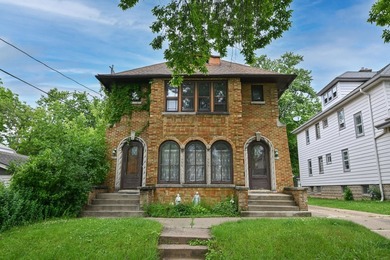 Rare opportunity to own a classic brick duplex in sought-after - photo 2