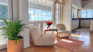 This well-crafted Upcountry home offers sweeping bi-coastal - photo 12