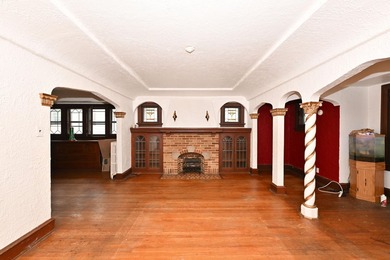 Rare opportunity to own a classic brick duplex in sought-after - photo 5