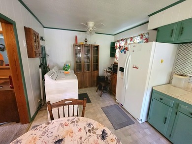 Meadow Creek WV. Lovely home sets above the New River. Four - photo 16