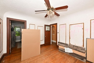 Rare opportunity to own a classic brick duplex in sought-after - photo 9
