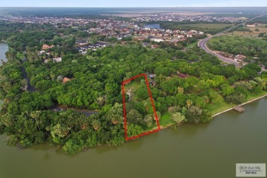 Lake Lot For Sale in Olmito, Texas