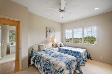 This well-crafted Upcountry home offers sweeping bi-coastal - photo 33