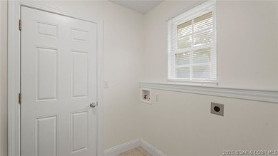 Beautifully maintained 5-bedroom, 3.5-bath home located in the - photo 41