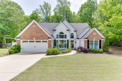 Lake Lanier Home For Sale in Flowery Branch Georgia
