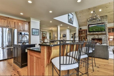 *Endless Sky Lodge* presents a rare opportunity to own a - photo 16