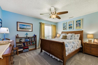 Welcome to waterfront living in the heart of Lightkeeper's - photo 17