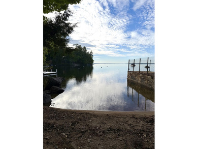 NEW CONSTRUCTION with deeded ROW to Sebago Lake! This - photo 2