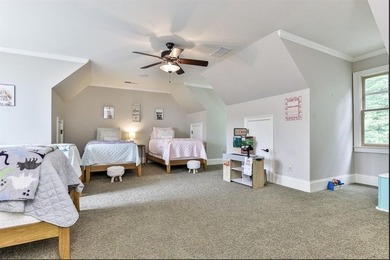 *Endless Sky Lodge* presents a rare opportunity to own a - photo 35