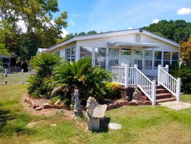 Lake Home Off Market in Summerton, South Carolina