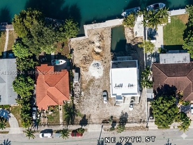 Prime Ocean-Access Waterfront Lot | Developer Special The - photo 3