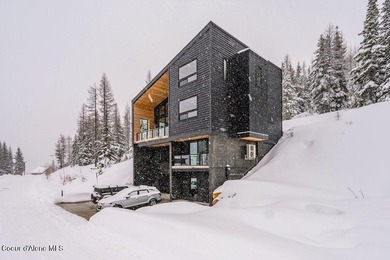 True luxury is found in the details, and this custom-built - photo 3