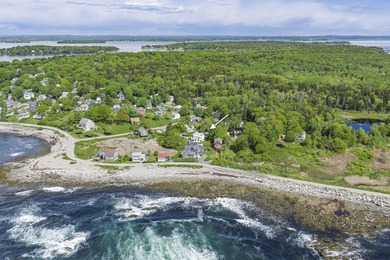 Buffered by natural beauty and protected land, this remarkable - photo 1