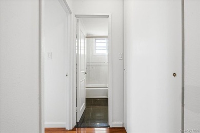 Welcome to Residence 12G at Park Lane North, a bright and - photo 21