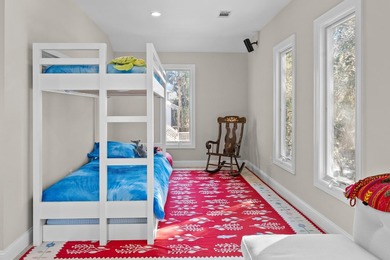 This impeccably maintained & elegantly presented lagoon front - photo 25